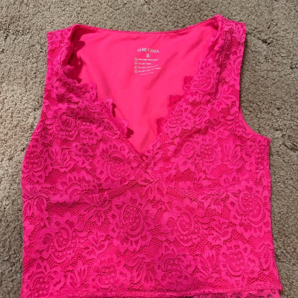 ReoRia Vibrant Pink Top